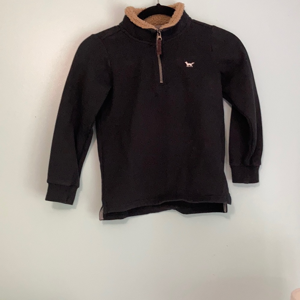 I am selling a size 8 Carter’s kid quarter zip